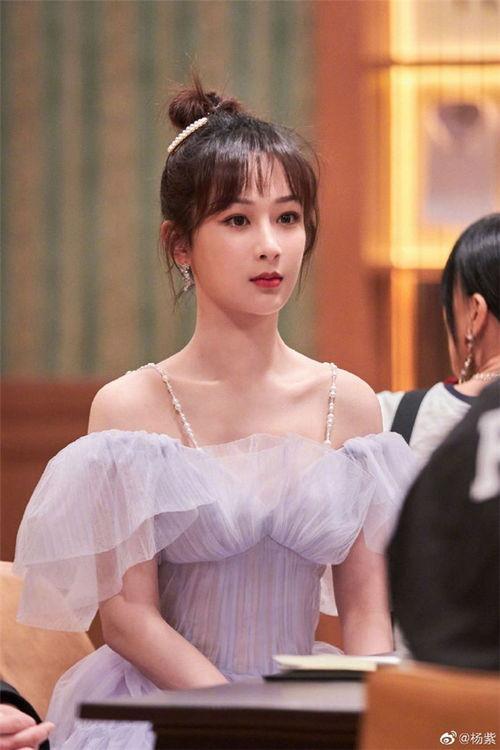 杨紫娱乐吃瓜,幕后真相曝光